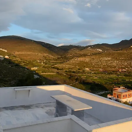 Theodora * Panormos (Tinos)
